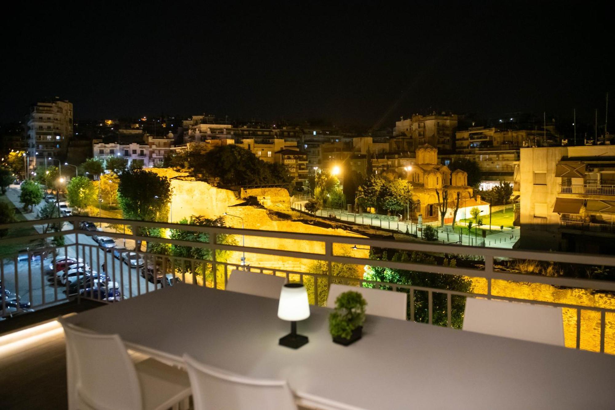 Skia Luxury Living Above The Walls Салоники Экстерьер фото